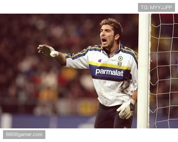 布冯如何以出球能力稳住后防，相较年轻门将展现经验优势