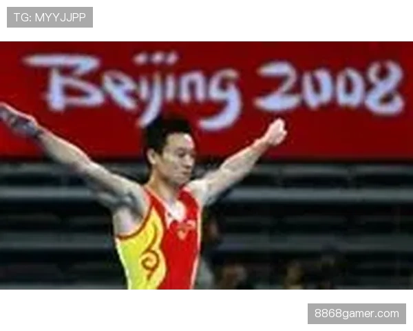 杨威退役后这身材管理也太狠了，健身房打卡比上班还准时