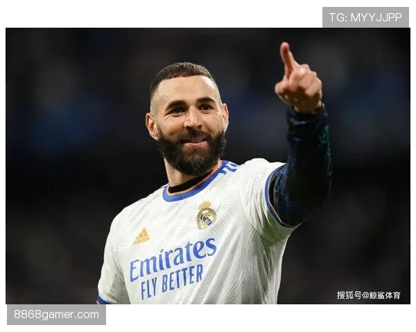 本泽马与阿圭罗终结能力差异及战术角色适配性解析